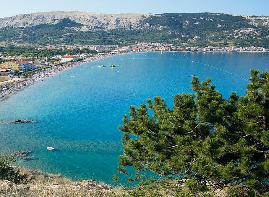 Studio Apartman U Kuci S Bazenom Baška Esterno foto